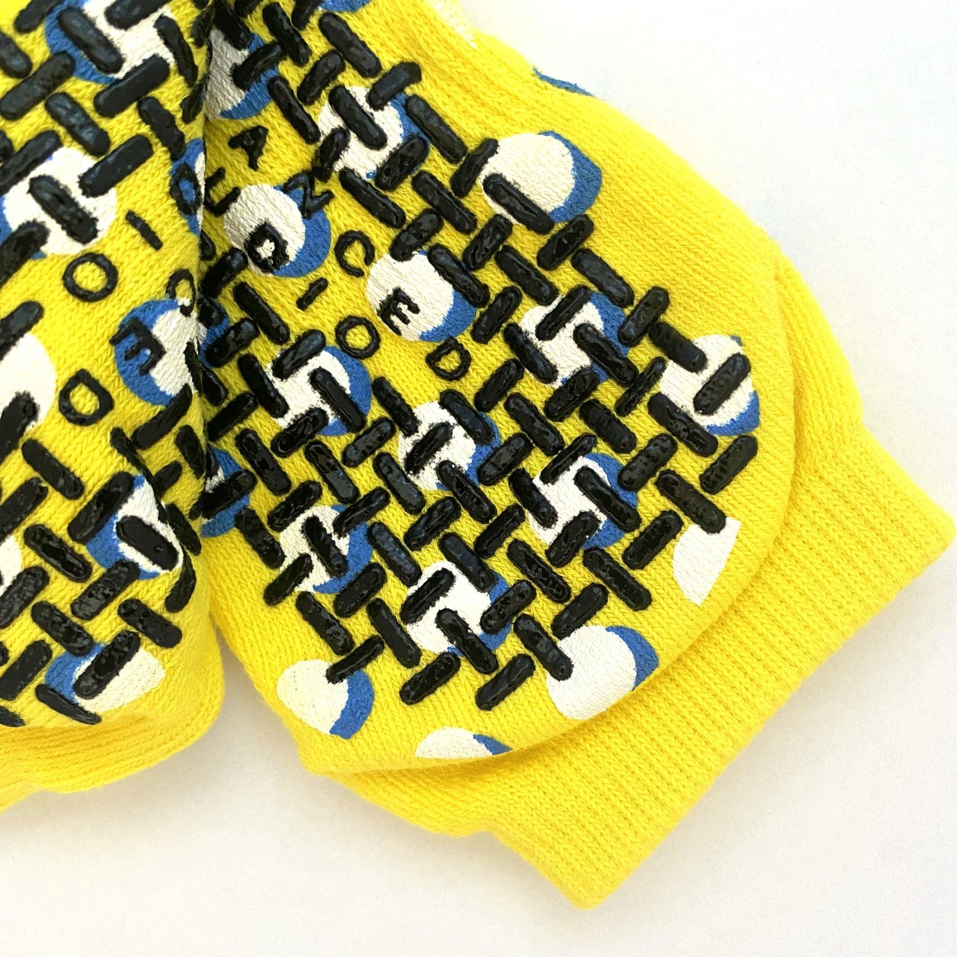 Toeless Ankle Grip Socks (Yellow Dots) - Balanced Studio