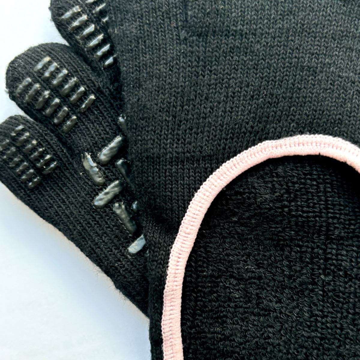 Black Pink Full Toe Ankle Grip Socks